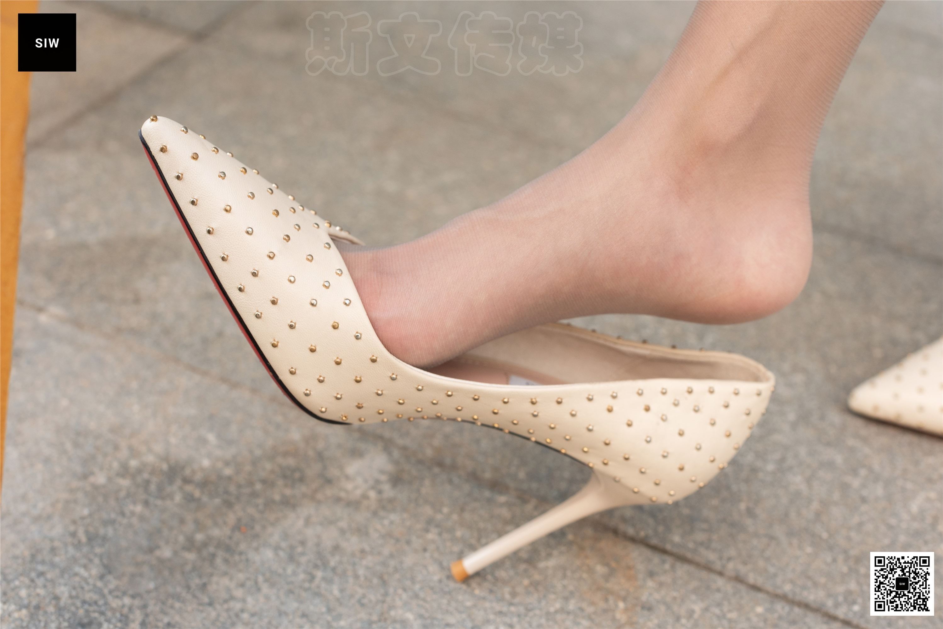 SIW斯文传媒 065 黑丝飘带灰格子优雅淑女连衣裙 - 蓉儿